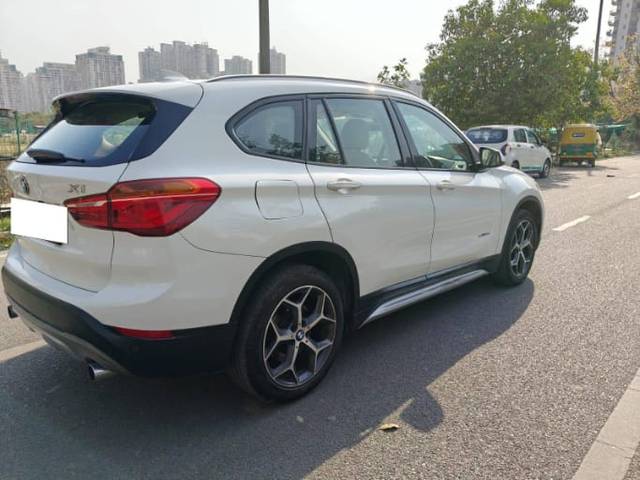 https://images10.gaadi.com/usedcar_image/4555692/original/50f244fed3a541b8197ad5b1e5387de6.jpg?imwidth=6402