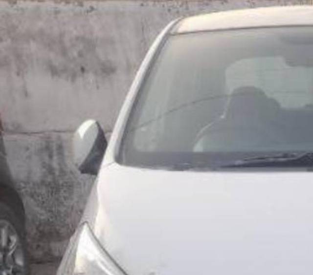 https://images10.gaadi.com/usedcar_image/4555700/original/processed_processed_08e30274-54b4-40bd-a85f-8adc7cd3e689.jpg?imwidth=6400