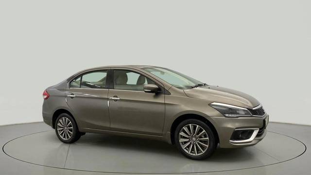 https://images10.gaadi.com/usedcar_image/4555704/original/914f1e799d012de3d44152414b20b78c.jpg?imwidth=6400