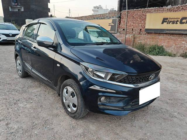 https://images10.gaadi.com/usedcar_image/4555730/original/processed_80df1060e8c9e672dcd44a3bd5502d40.jpg?imwidth=6400