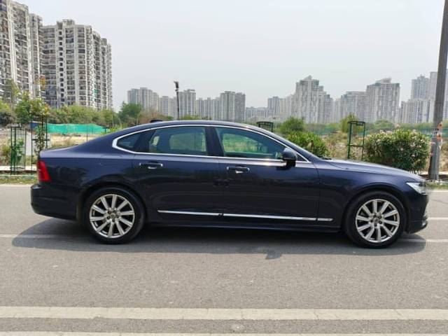 https://images10.gaadi.com/usedcar_image/4555760/original/54c22596ef38e72d17ff372d139dcfaf.jpg?imwidth=6401