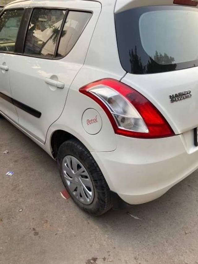 https://images10.gaadi.com/usedcar_image/4555771/original/processed_c436f420-34e0-42fd-b2c6-22bc3b699a42.jpg?imwidth=6400