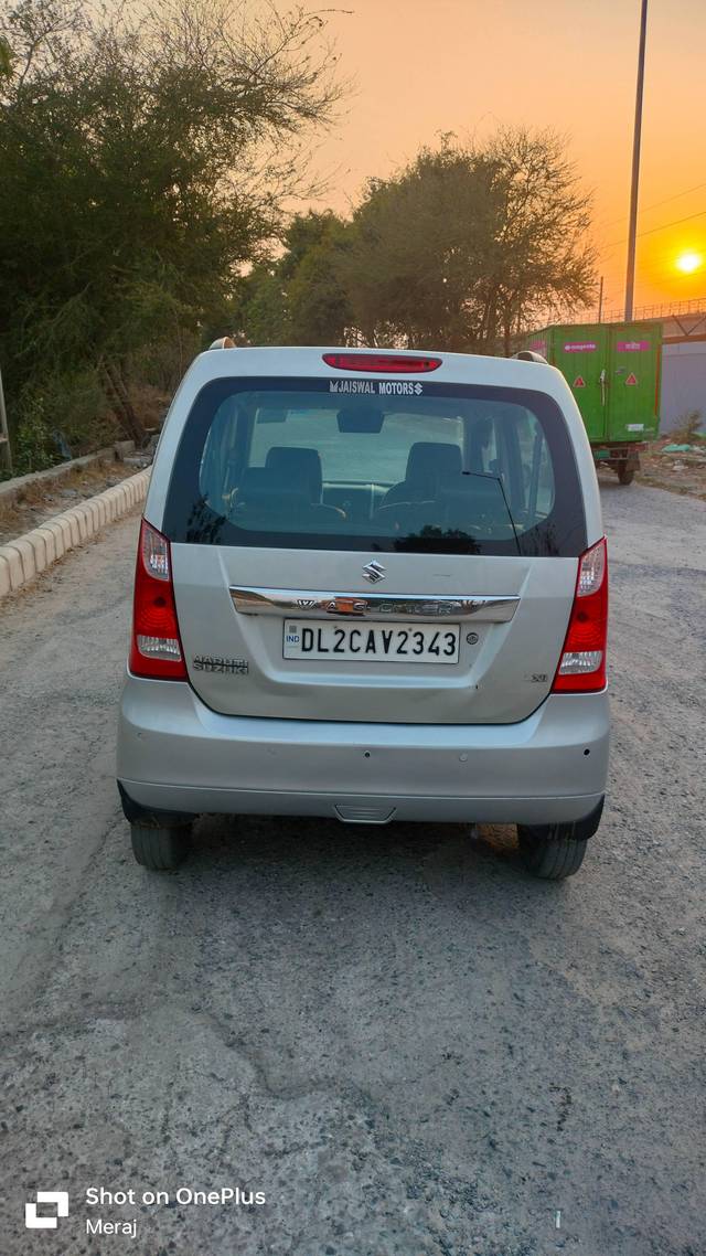 https://images10.gaadi.com/usedcar_image/4555773/original/processed_a44a34a30a4148f47663da550af2cfc9.jpg?imwidth=6401