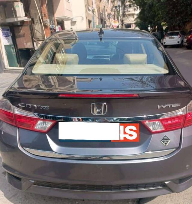 https://images10.gaadi.com/usedcar_image/4555777/original/processed_b195dc075305ac68a7c49f7567d42072.jpg?imwidth=6401