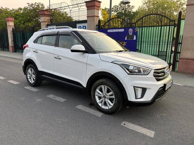 https://images10.gaadi.com/usedcar_image/4555780/original/processed_88319e0fb82c1aecbbab7605e1842bae.jpg?imwidth=6400