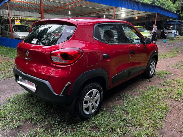 https://images10.gaadi.com/usedcar_image/4555789/original/processed_535ae69232a920723f9c664cdeb67057.jpg?imwidth=6401