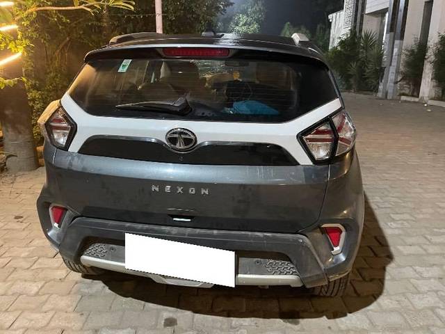 https://images10.gaadi.com/usedcar_image/4555797/original/processed_65d1c5f2-815f-49ff-a9f4-8da3e9cdfa6e.jpeg?imwidth=6401