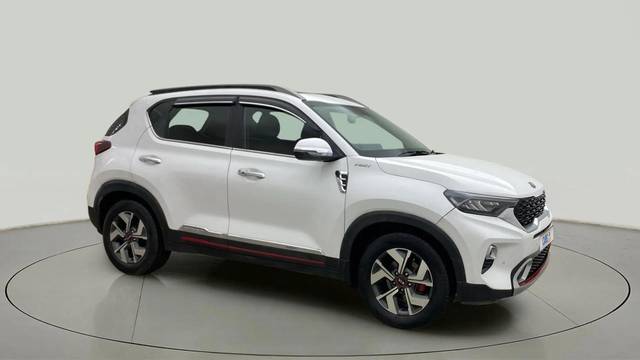 https://images10.gaadi.com/usedcar_image/4555802/original/8450e806f53f1be45e6fe974d406524f.jpg?imwidth=6400