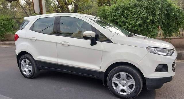https://images10.gaadi.com/usedcar_image/4555810/original/processed_0905ad687959e7e70ccd1d3b5262aece.jpg?imwidth=6400