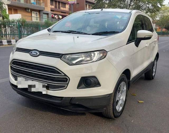 https://images10.gaadi.com/usedcar_image/4555810/original/processed_1ffedaa567c1bb5b4a3fb44acd849661.jpg?imwidth=6401