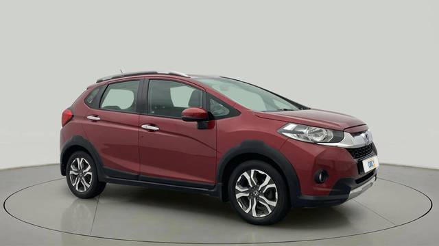 https://images10.gaadi.com/usedcar_image/4555828/original/7f7dacef935ae5651a25e4f6b3ec460e.jpg?imwidth=6400