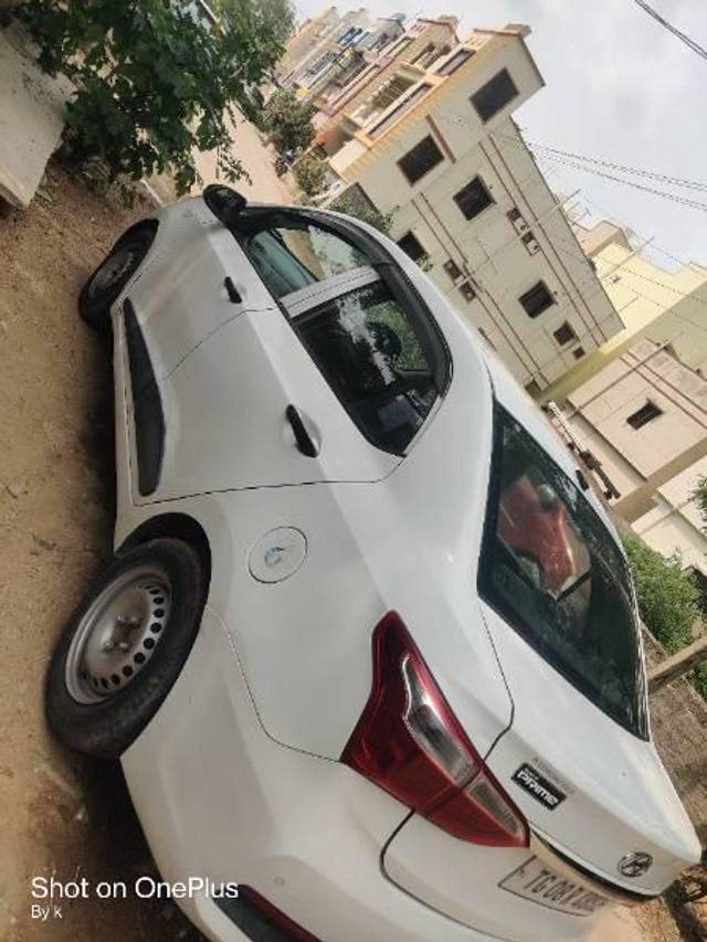 https://images10.gaadi.com/usedcar_image/4555833/original/processed_51774029-2e96-4d04-9525-66810ebb77a6.jpg?imwidth=6402