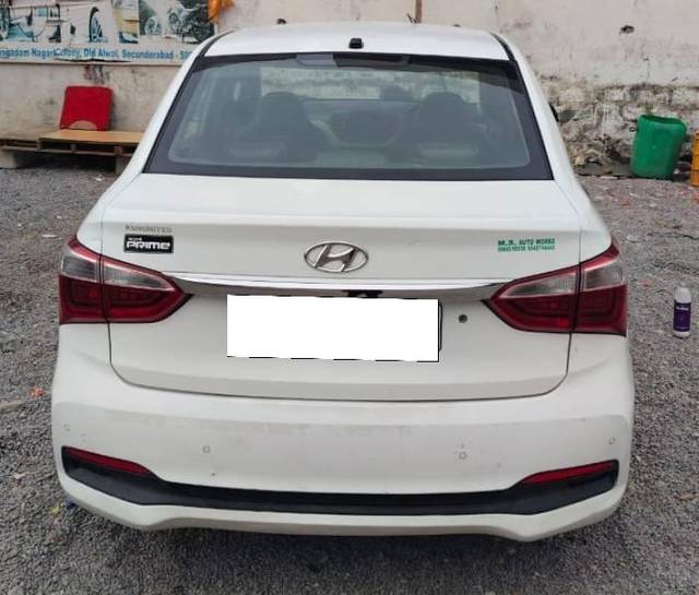 https://images10.gaadi.com/usedcar_image/4555833/original/processed_f6770e85-fb63-4a40-b9eb-3064fd52d731.jpg?imwidth=6401