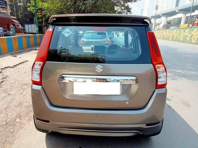 https://images10.gaadi.com/usedcar_image/4555834/original/processed_14ee63a5ca134e8c68f5904c3636b698.jpg?imwidth=6402