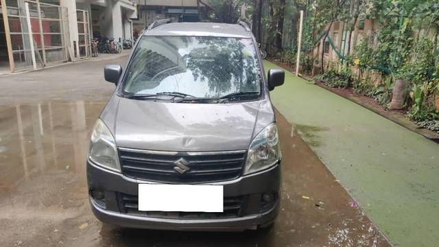 https://images10.gaadi.com/usedcar_image/4555901/original/processed_82f7686a-d2dd-4fbd-86ff-c3be91bc5ce9.jpeg?imwidth=6400