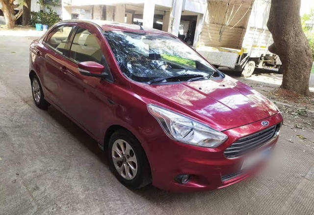 https://images10.gaadi.com/usedcar_image/4555949/original/aae35e91-4c60-4ebe-8a39-4abb0ee93a05.?imwidth=6400
