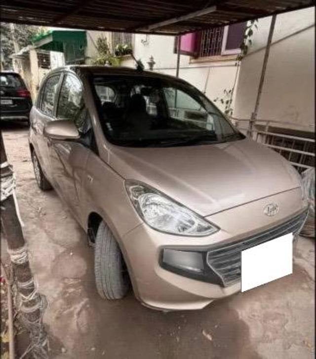 https://images10.gaadi.com/usedcar_image/4556003/original/processed_c292c78f-6148-4b5d-8bdf-5e4cb4c41862.jpeg?imwidth=6400