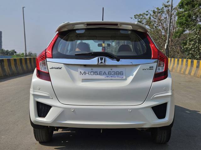 https://images10.gaadi.com/usedcar_image/4556004/original/processed_077c2488001daa648466d5c1c4f53dfa.jpg?imwidth=6402