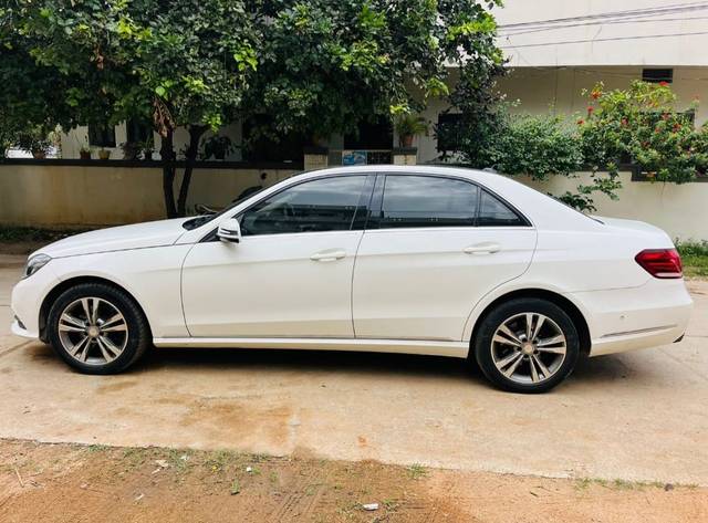 https://images10.gaadi.com/usedcar_image/4556005/original/c51027f8ae9e3241696bd4aa88cf8071.jpg?imwidth=6402