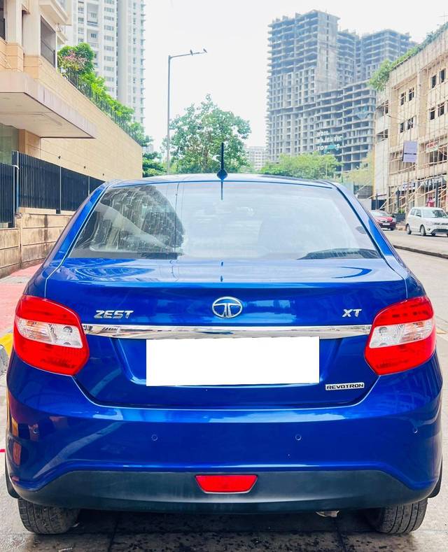 https://images10.gaadi.com/usedcar_image/4556008/original/processed_633f131d2ea9d9f85e182e5ec906372e.jpg?imwidth=6401