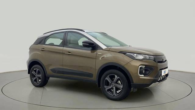 https://images10.gaadi.com/usedcar_image/4556012/original/cf3ee1a563b6c42ea192b2998c85e10d.jpg?imwidth=6400