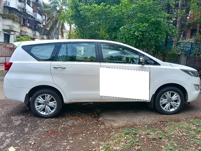 https://images10.gaadi.com/usedcar_image/4556041/original/processed_b52db7d6-a71a-46c8-a0e6-83a21dbb3e53.jpg?imwidth=6401