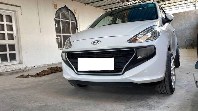https://images10.gaadi.com/usedcar_image/4556061/original/processed_31d13283-d16c-407e-abb9-7de179de6e72.jpg?imwidth=6400