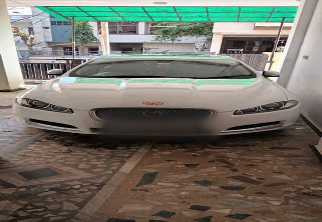 https://images10.gaadi.com/usedcar_image/4556074/original/d5ddf970-9b53-43f5-8969-9d86b3858144.?imwidth=6400