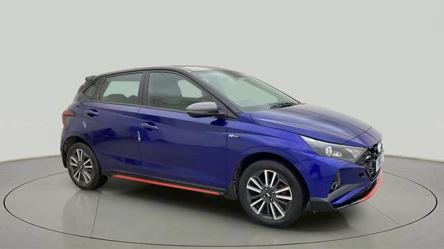 https://images10.gaadi.com/usedcar_image/4556098/original/142bff17375a29057c081998d53c8787.jpg?imwidth=6400