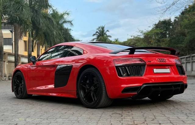 https://images10.gaadi.com/usedcar_image/4556112/original/processed_30b9ad80-42d0-453c-8590-53423fcc97ba.jpg?imwidth=6402
