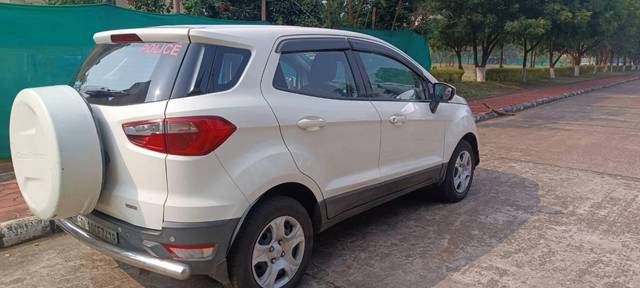 https://images10.gaadi.com/usedcar_image/4556175/original/processed_33b9d771-2ad5-4f2d-bc2b-b7f5fa418152.jpg?imwidth=6401