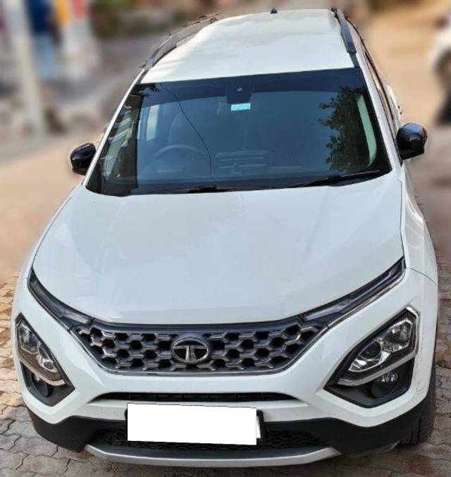 https://images10.gaadi.com/usedcar_image/4556179/original/processed_19c8d9e4-5e19-4f3d-a07f-c9eeb1a61dfc.jpg?imwidth=6400