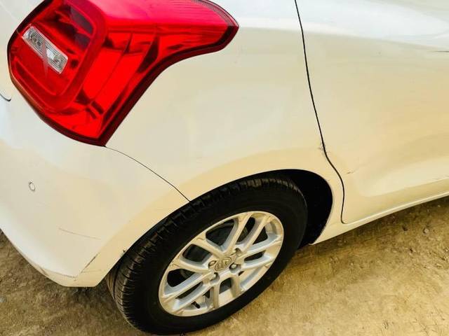 https://images10.gaadi.com/usedcar_image/4556184/original/processed_14a93fe1-3780-49e8-90a3-3cd9fe5ed774.jpeg?imwidth=6402