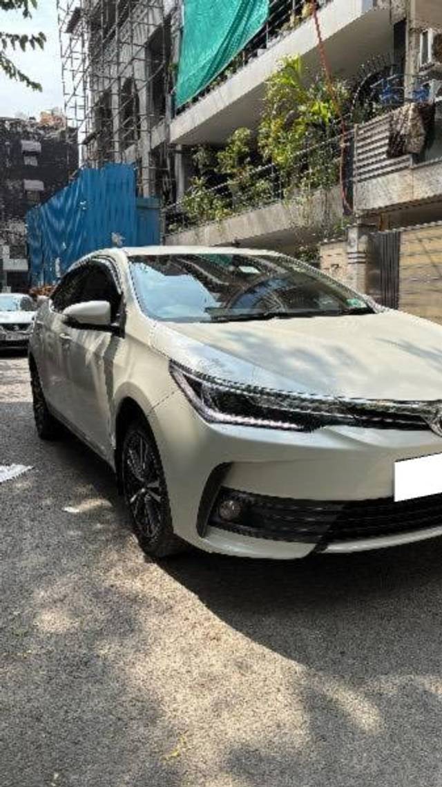 https://images10.gaadi.com/usedcar_image/4556234/original/processed_aec818f3-c674-4e93-bbcf-f004cf20b2a7.jpeg?imwidth=6400