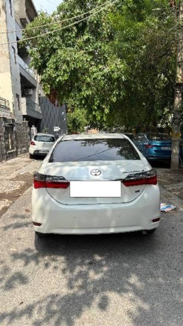 https://images10.gaadi.com/usedcar_image/4556234/original/processed_c7a0008f-d3ea-4496-a0fb-789291c341d3.jpeg?imwidth=6401
