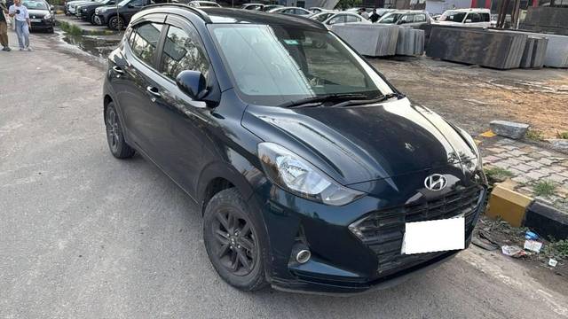 https://images10.gaadi.com/usedcar_image/4556250/original/processed_3d6d4347-59f6-4dff-89ee-ae6e841f9719.jpg?imwidth=6400