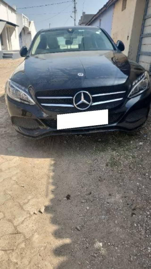 https://images10.gaadi.com/usedcar_image/4556252/original/processed_2e015240-ac1f-47e9-970e-940ab67e19a7.jpeg?imwidth=6400