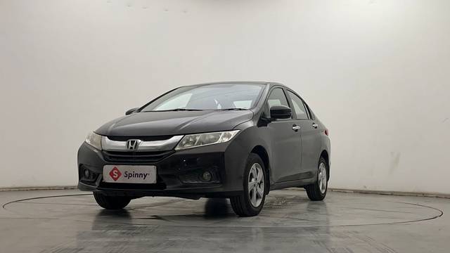 https://images10.gaadi.com/usedcar_image/4556315/original/b6efc04ad4295b4bb464bd6a531ffe9c.JPG?imwidth=6400