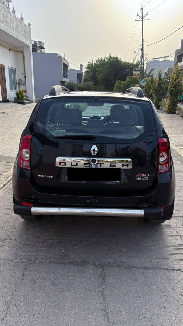 https://images10.gaadi.com/usedcar_image/4556338/original/processed_437a95c1f333ce884c914ab4f2472e3c.jpeg?imwidth=6401