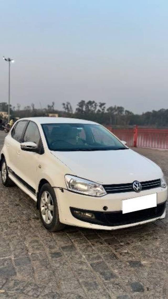 https://images10.gaadi.com/usedcar_image/4556391/original/processed_b6f2a67b-d40f-430c-8f62-5fb81cdc362d.jpeg?imwidth=6400