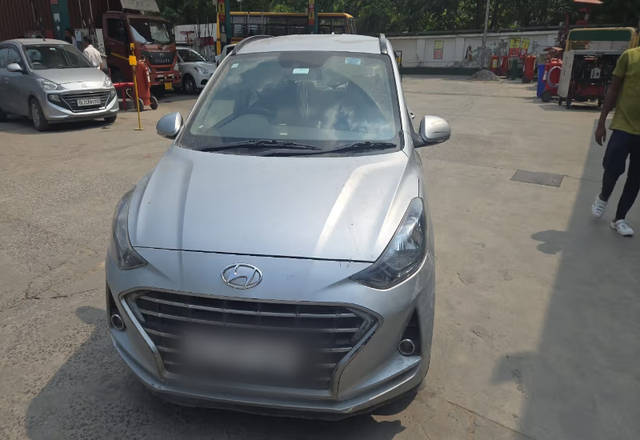 https://images10.gaadi.com/usedcar_image/4556418/original/2ccf609a-9a3e-44c5-bdfd-f5dda792a4c0.?imwidth=6402