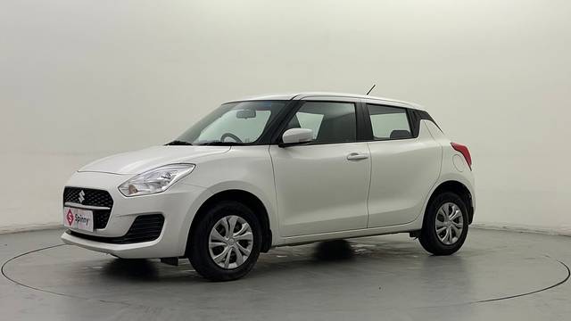 https://images10.gaadi.com/usedcar_image/4556434/original/2b7d3e90821d3f174342956ba989d149.JPG?imwidth=6400