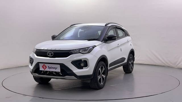 https://images10.gaadi.com/usedcar_image/4556468/original/84854c00500f94ab1e32dc5d4dc48610.JPG?imwidth=6400