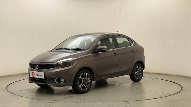 https://images10.gaadi.com/usedcar_image/4556488/original/1d174f8e8fc1204b35b3058f19a64d6b.JPG?imwidth=6400