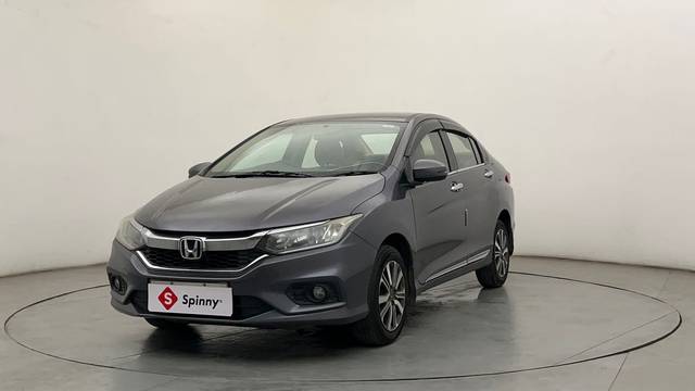 https://images10.gaadi.com/usedcar_image/4556503/original/12c41148844987cc4c5246375a5514ff.JPG?imwidth=6400