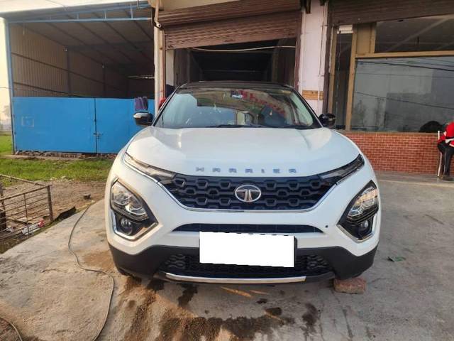 https://images10.gaadi.com/usedcar_image/4556601/original/processed_d5b425cc-0ae9-4a7d-8424-513b11e92376.jpg?imwidth=6400