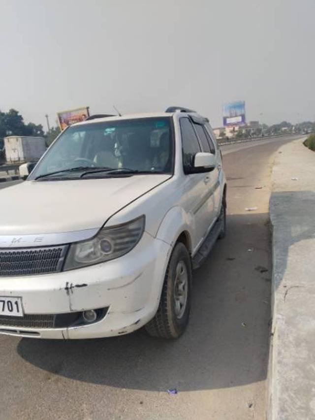 https://images10.gaadi.com/usedcar_image/4556603/original/processed_7687276d-54fd-4fd7-b3af-c456c70cddd8.jpg?imwidth=6402
