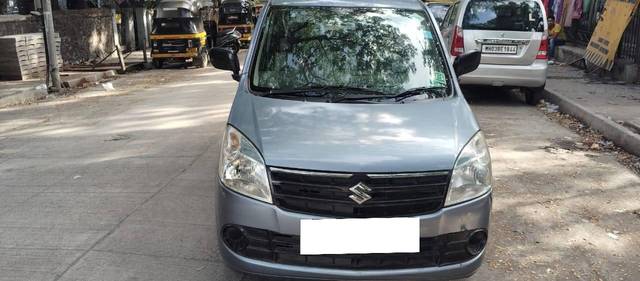 https://images10.gaadi.com/usedcar_image/4556650/original/processed_2aaff1994d6f8c90a5d9aa379f849855.jpeg?imwidth=6402