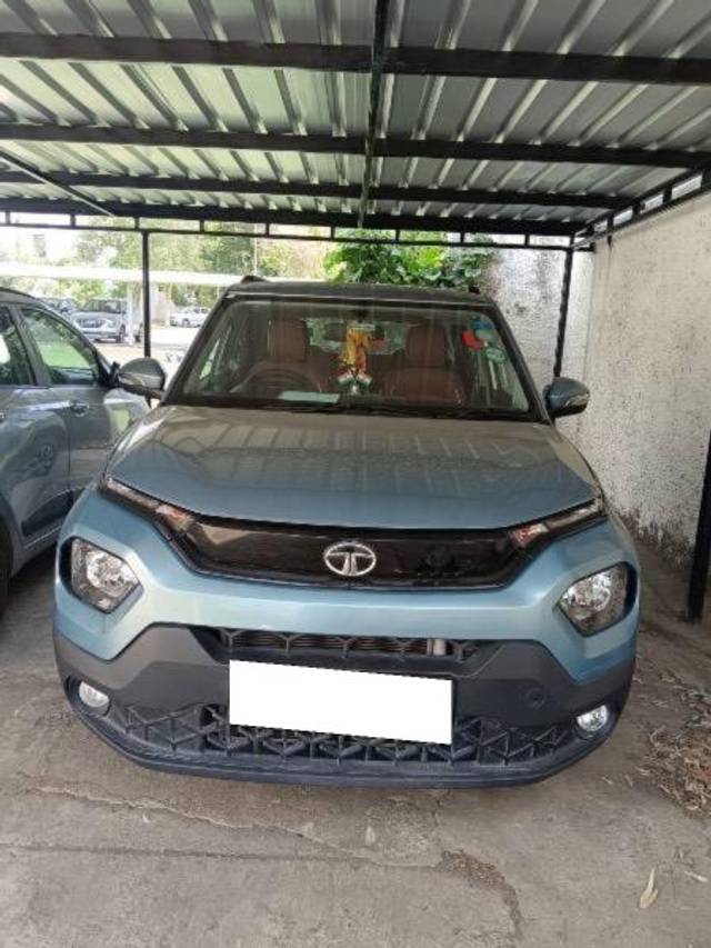 https://images10.gaadi.com/usedcar_image/4556668/original/processed_5732c49a-6beb-4979-b7a0-31c871111d87.jpeg?imwidth=6400