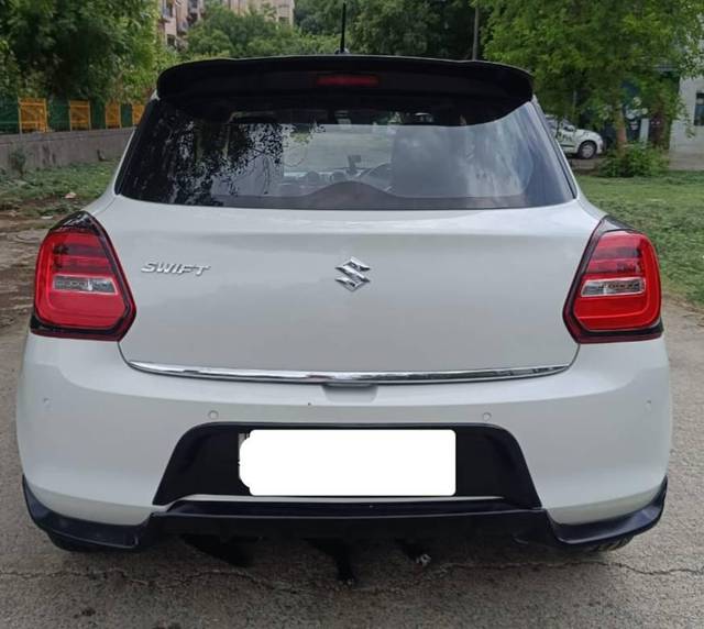 https://images10.gaadi.com/usedcar_image/4556671/original/processed_eca95088abb61e29d36b74fe093b8b88.jpg?imwidth=6401